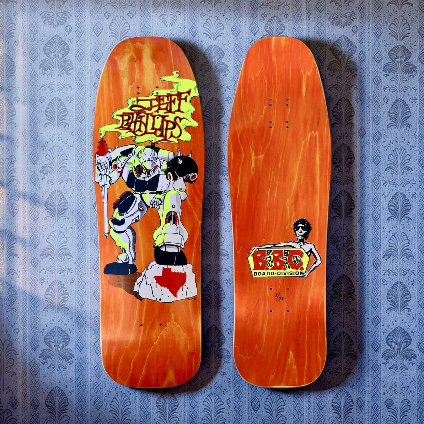 Jeff Phillips BBC Gundam Limited Edition, HAND-PAINTED Deck (1 of 20)