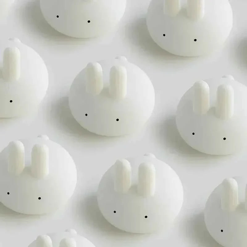 Kawaii Soft Silicone Bunny Night Light (4.6 in) - Rechargeable Timer Lamp